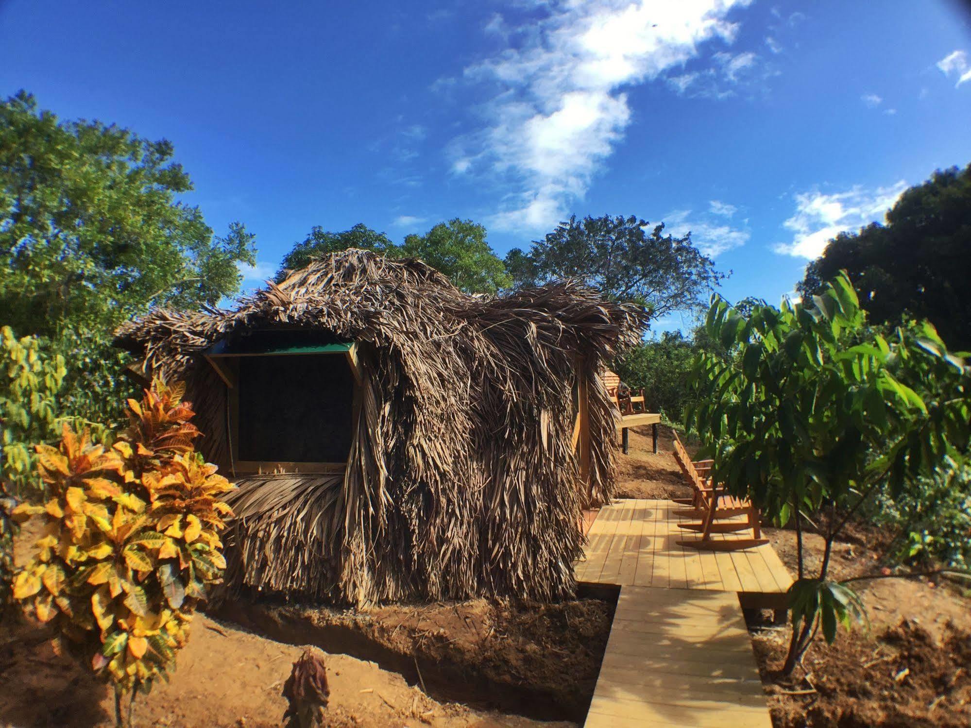 Bambuda Lodge Solarte المظهر الخارجي الصورة